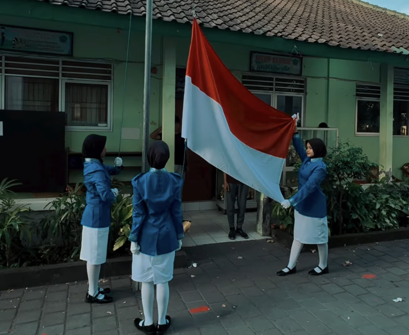 Gladi dan Upacara Hari Guru Nasional Tahun 2024 di Lapangan MTs Al-Muhajirin Denpasar